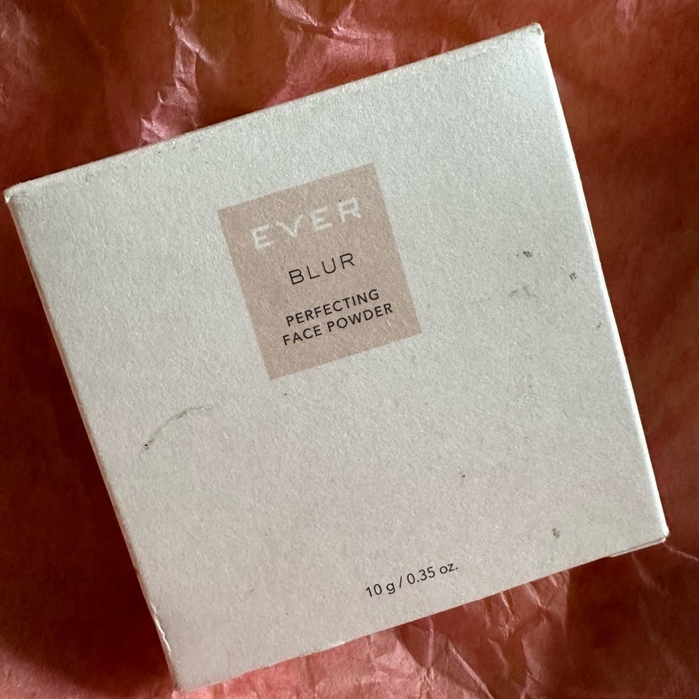 Stelladot Ever Blur Perfecting Face Powder (Translucent)